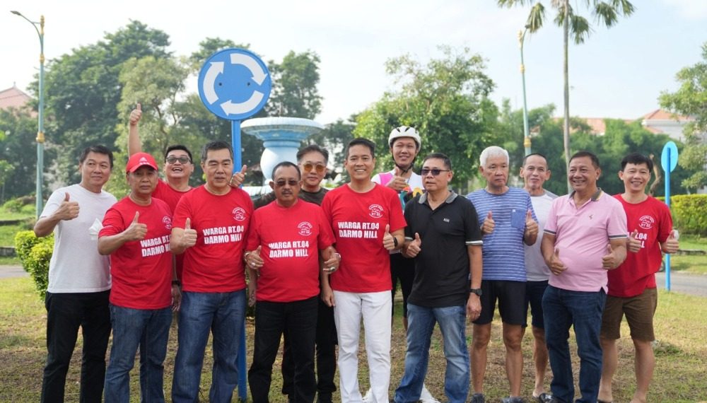 Warga Darmo Hill Syukuran Penyerahan Fasum dan Berterimakasih ke Wawali Armuji