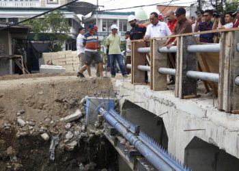 Kebut Pembangunan Revitalisasi Saluran Simohilir, Wawali Armuji Optimis Bisa Kurangi Genangan