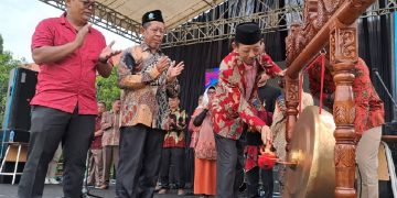 Pentas Seni Budaya Meriahkan Milad ke 20 SMA Negeri 1 Wonoayu