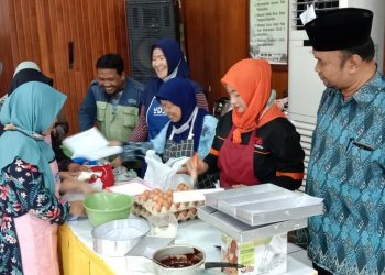 Masjid Agung – YDSF Berdayakan Para Janda lewat Program Keterampilan Bikin Aneka Kue dan Masakan