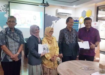 Peluncuran Novel di Kampus Teknik ITS
