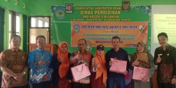 Terima Rapor, Siswa SMPN 2 Wilangan Tak Kalah dengan yang di Kota