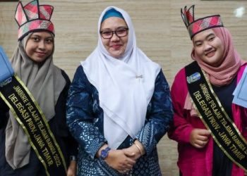 Dua Pelajar Bawean, Gresik Raih Penghargaan ‘Terpercaya Diri Teladan Bangsa’