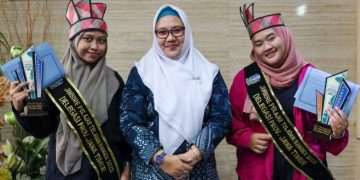 Dua Pelajar Bawean, Gresik Raih Penghargaan ‘Terpercaya Diri Teladan Bangsa’