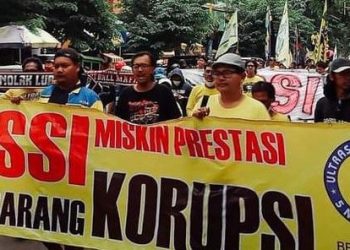 Ratusan Supporter GU Demo PSSI, Minta Liga 2 dan 3 Dilanjutkan