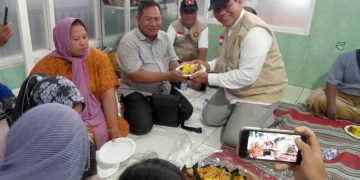 Tasyakuran Harjasda ke-164, BHS Potong Tumpeng dan Makan bersama dengan Pedagang Pasar Krian