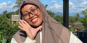 Buku Bajakan Untungkan Penjual, Rugikan Penulis