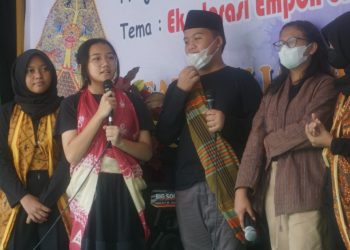 Talkshow Bahasa Inggris Semarakkan Gelar Karya P5 SMPN 3 Sidoarjo