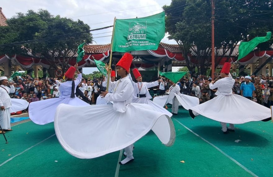 Tarian Sufi Sepanjang 2 KM Digagas Bupati Sangat Menghibur Warga Sidoarjo