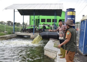 Atasi Banjir Tanggulangin Bupati Sidoarjo Tambah 10 Pompa Air Portable