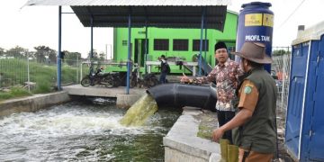 Atasi Banjir Tanggulangin Bupati Sidoarjo Tambah 10 Pompa Air Portable