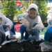 Peringati HPSN Siswa KB-TK Al Muslim Mengolah Sampah Jadi Pupuk