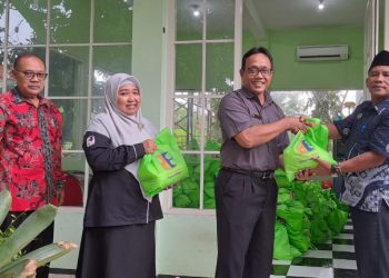 Yayasan Pendidikan Wahyuhana Berbagi 375 Paket Sembako