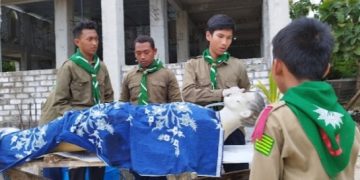 Unik, Kemah Hizbul Wathan Gresik Disertai Lomba Merawat Jenazah untuk Milenial