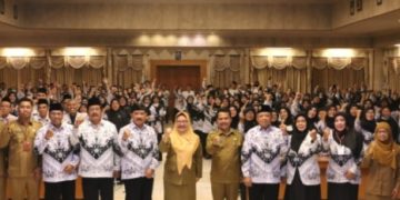 Hadiri Pembinaan Guru PPPK dan Honorer, Wabup Gresik: Kinerjanya Jangan Klewas-klewes