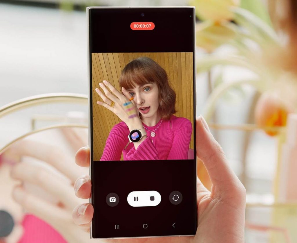 Kamera Depan 12 MP Galaxy S23 | S23+ 5G Telah Dilengkapi Super HDR untuk Hasil Selfie yang Lebih Epic