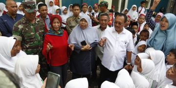 SD/MI Cokroaminoto Dibuka Kembali, Wawali Armuji Bersama Siswa Nyanyikan “Padamu Negeri”