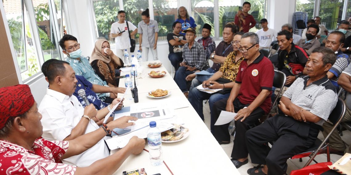 Dugaan Pungli di Bulak, Wawali Armuji Mediasi Warga