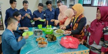 SMK Negeri 2 Buduran Fasilitasi Cooking Class Peserta Didik Bekebutuhan Khusus