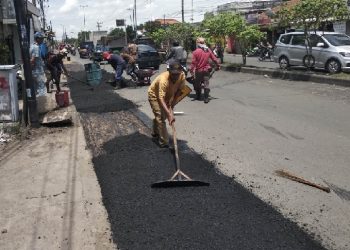 Dinas P2CKTR Langsung Respon Perbaiki Jalan Rusak Akibat Galian PDAM
