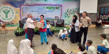 Dinas Perhubungan Sidoarjo Lakukan Edukasi SALUD Siswa SD Al Muslim