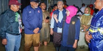 Jebol karena Derasnya Arus Air, Gubernur Khofifah Minta Cek Ulang Kapasitas Tanggul di Gresik