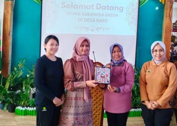 Kesemsem Prestasi, TP PKK Gresik Studi Banding ke Desa Kare, Madiun