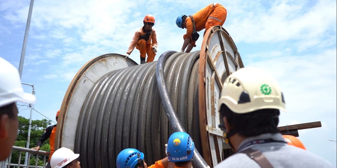 Pasokan Kelistrikan Pulih, PLN Bekerja Keras Tingkatkan Keandalan Listrik di Madura