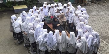 Siswa SMA Islam Parlaungan Menikmati Perjalanan ke ‘KAIRO’