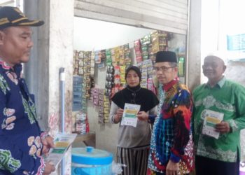 Kemenag Kampanye Mandatory Halal di Pasar Baru  Bluru Kidul