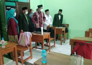 Kemandirian Sekolah Hantarkan MINU KH Mukmin Raih PWNU Jatim Award 2023