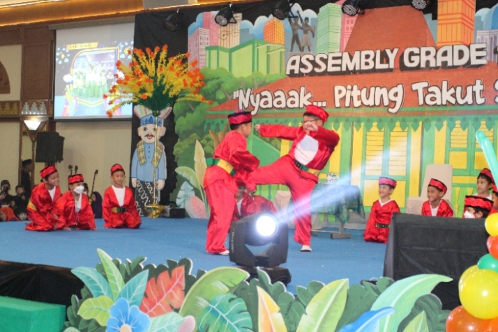 Drama Si Pitung Takut Sunat Meriahkan Program Pengembangan Pribadi Muslim Al Azhar