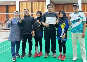 Mahasiswa Universitas Anwar Medika Raih Juara 2 Bulutangkis di Ajang PORNIKES