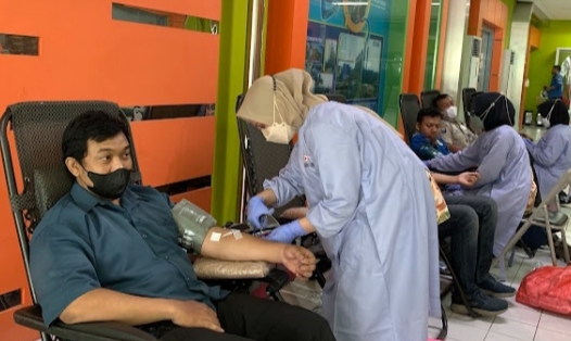 Mitigasi Kesehatan, PLN Gresik Gelar Donor Darah