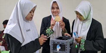 Siswa MAN Sidoarjo Temukan Alat Penyaring Air Limbah Laundry Berbasis IoT