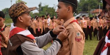 SMP IT Insan Kamil Jalin Ukhuwah Membangun Bangsa dan Berbagi Sembako