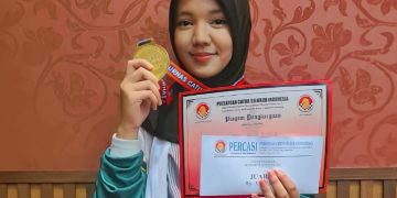 Dua Siswa SMA Negeri 4 Sidoarjo Juara 1 Kejurnas Catur 2023