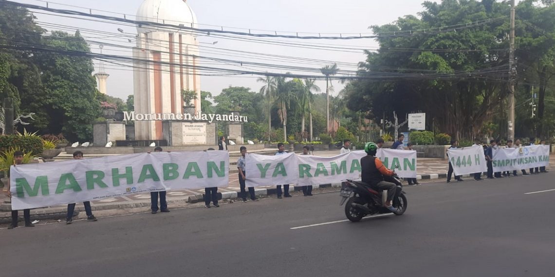 Ribuan Siswa YPIT Insan Kamil Ajak Masyarakat Menyambut Ramadhan 1444 H
