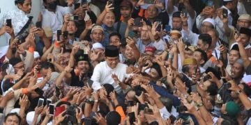 Anies Baswedan ke Jatim, Disambut Hangat Puluhan Ribu Relawan dan Pendukungnya