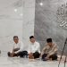 Safari Ramadhan di Masjid At Tanwir GDM, Camat Kebomas Tekankan Sinergitas Ulama-Umaro