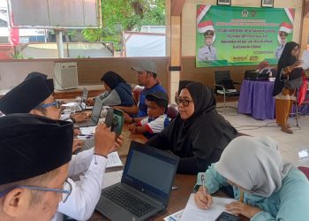 Warga Kebomas Gresik Antusias Berburu Sertikat Halal Produk Makanan-Minuman