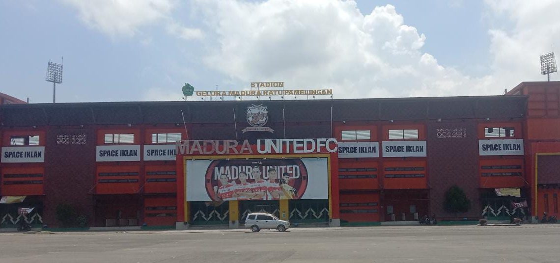 Disporapar Pamekasan Batalkan Pembuatan Portal Parkir di Depan Pintu Masuk Stadion