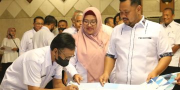 Targetkan Zero Stunting, ASN-BUMD Gresik Patungan Belanja Kebutuhan Pokok untuk Masyarakat