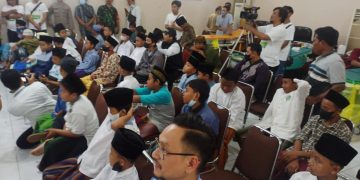 HPN 2023 PWI Jatim, Puluhan Anak Ikuti Sunatan Massal di Kediri