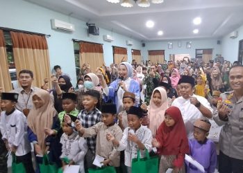 Arzeti Bilbina Ajak Ibu-Ibu Bergerak Menurunkan Angka Stunting