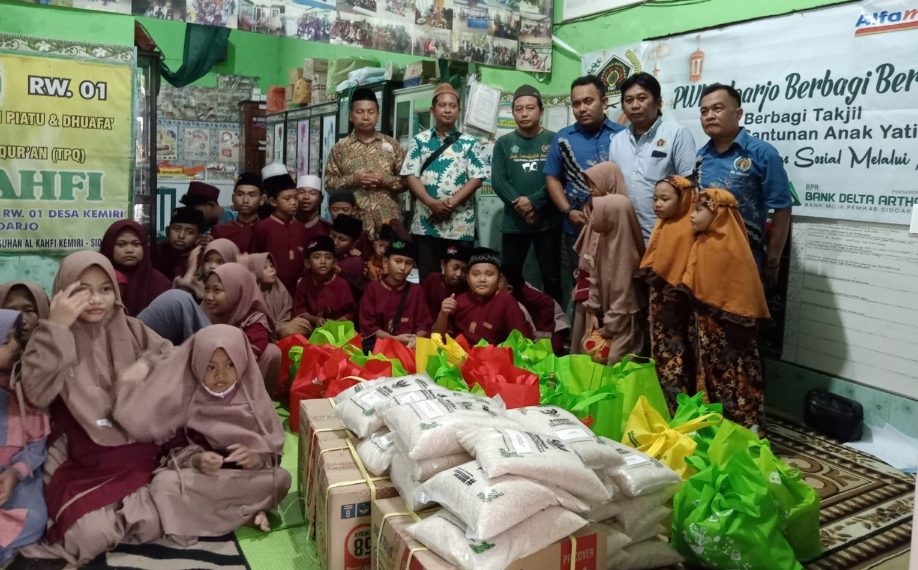 Anak-anak Yatim Piatu Al Kahfi Doakan Anggota PWI Sidoarjo Sejahtera