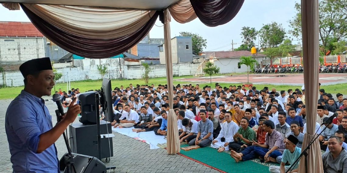 SMK Telkom Kuatkan Karakter Siswanya Melalui Ibadah