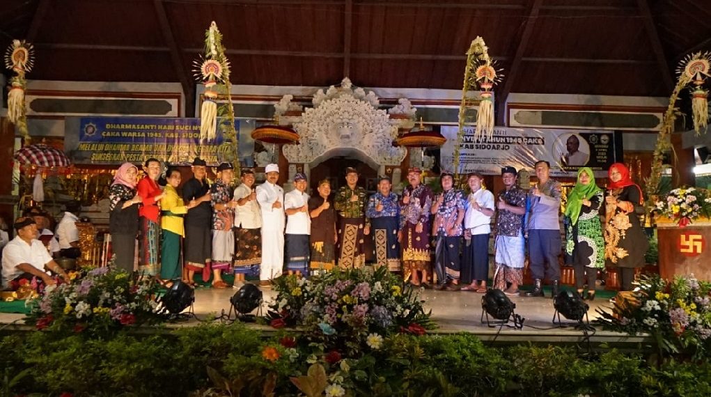 Bupati Sidoarjo Berharap Kepada Umat Hindu Jangan Merasa Minoritas