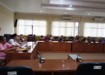 Diduga Ada Campur Tangan Ormas dan LSM, Disperindag Sidoarjo Akui Kesulitan Tertibkan Pedagang Sisi Timur Pasar Larangan