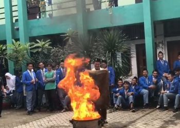 LMI Beri Edukasi Siswa SMA Islam Parlaungan Pentingnya Mitigasi Kebakaran
